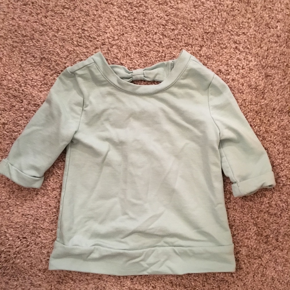 Mint green top